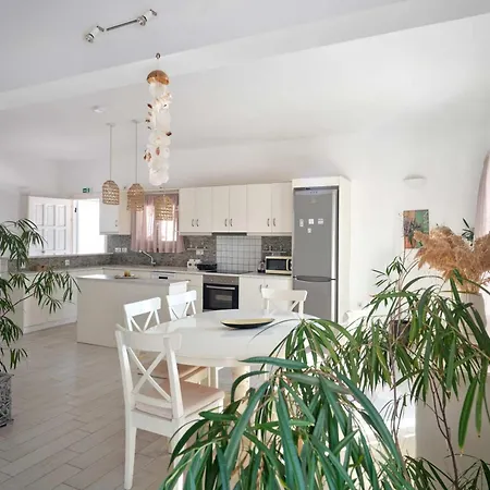 Holiday home La Belle Casa De Parikia *