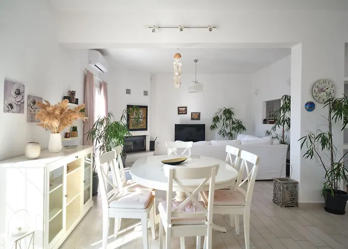 La Belle Casa De Parikia * Páros