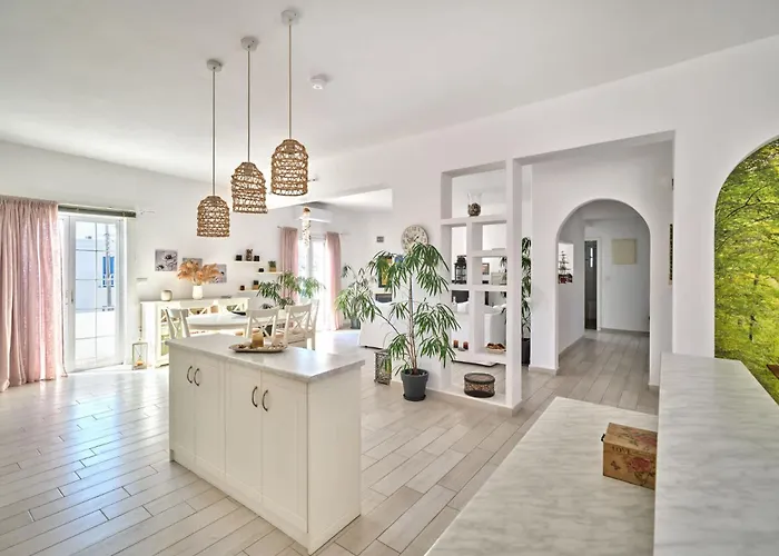 La Belle Casa De Parikia